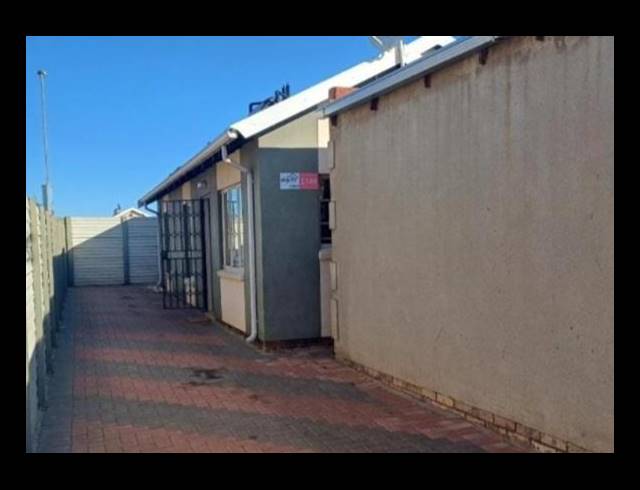 3 BEDROOM HOUSE FOR SALE IN ALBERTON NORTH